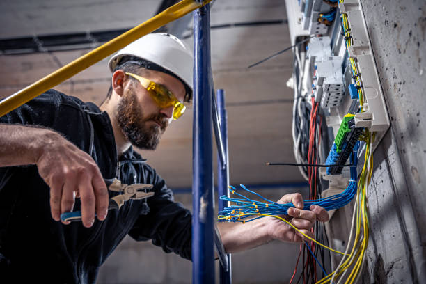 Best Affordable Electrician  in Marengo, IA